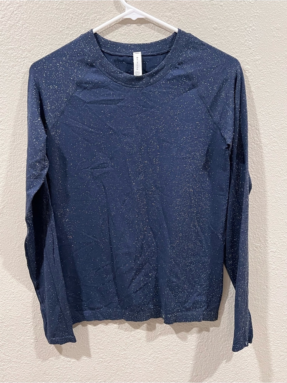 Athleta Momentum Shine Top Navy Blue Metallic Sparkle Seamless Shirt Size M.